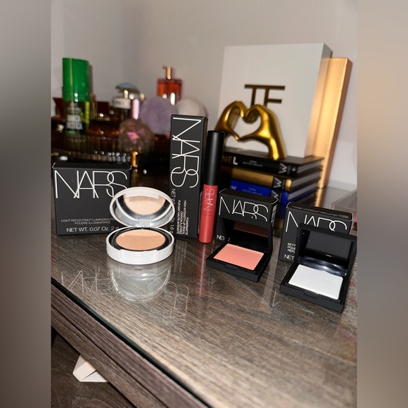NARS 4 Piece Make-up Set - Picture 5 of 9